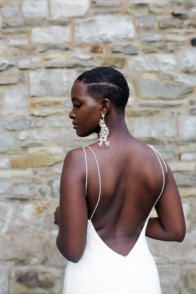 Bride wearing backless wedding dress | Weddings & Events by Cheryl Munro | Toronto Wedding Planner